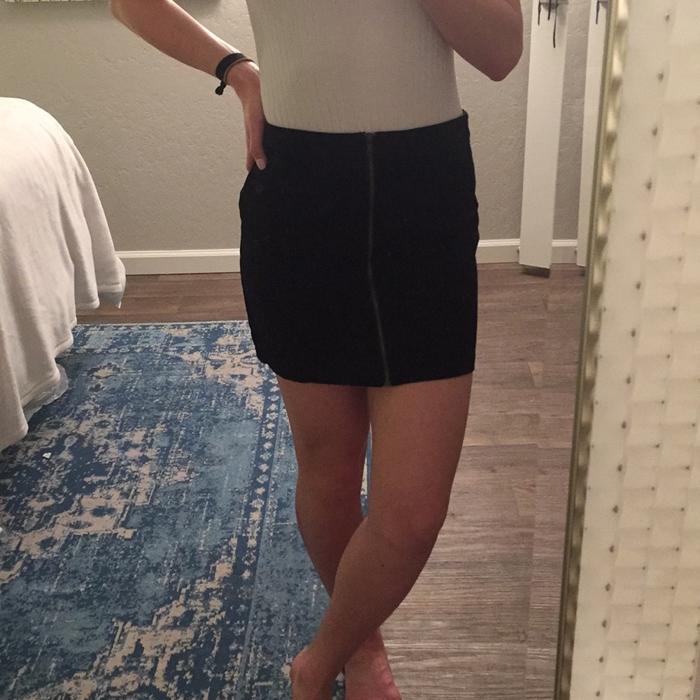 Black denim skirt with zipper from Forever 21